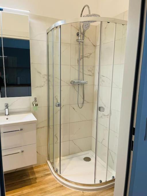 Gemuetliches Studio Apartment เวียนนา ภายนอก รูปภาพ